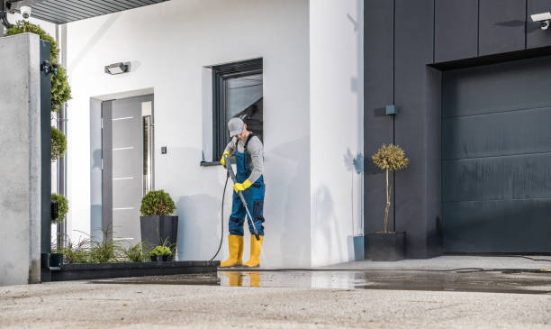 Best Gutter Cleaning  in Naranja, FL